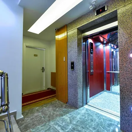 Aparthotel Hirande 3*