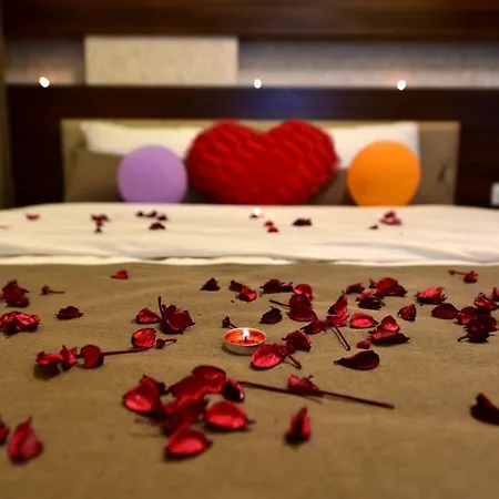 Hirande Aparthotel 3*