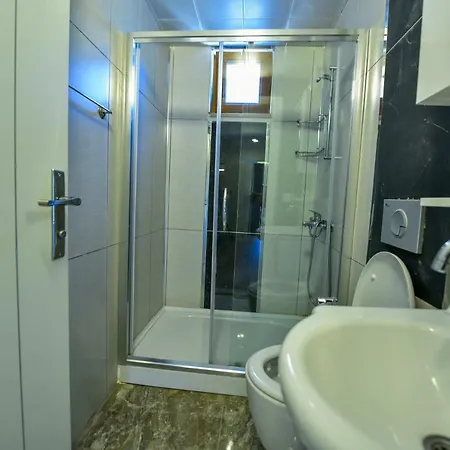 Hirande Aparthotel Uzungol