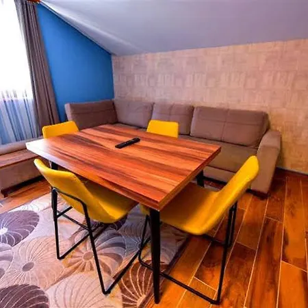 Hirande Aparthotel
